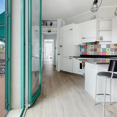 Rainbow House Via Dei Carafa Milan Apartment Exterior photo