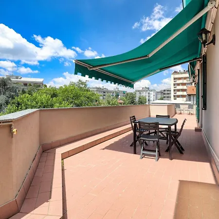 Rainbow House Via Dei Carafa Milan Apartment Exterior photo
