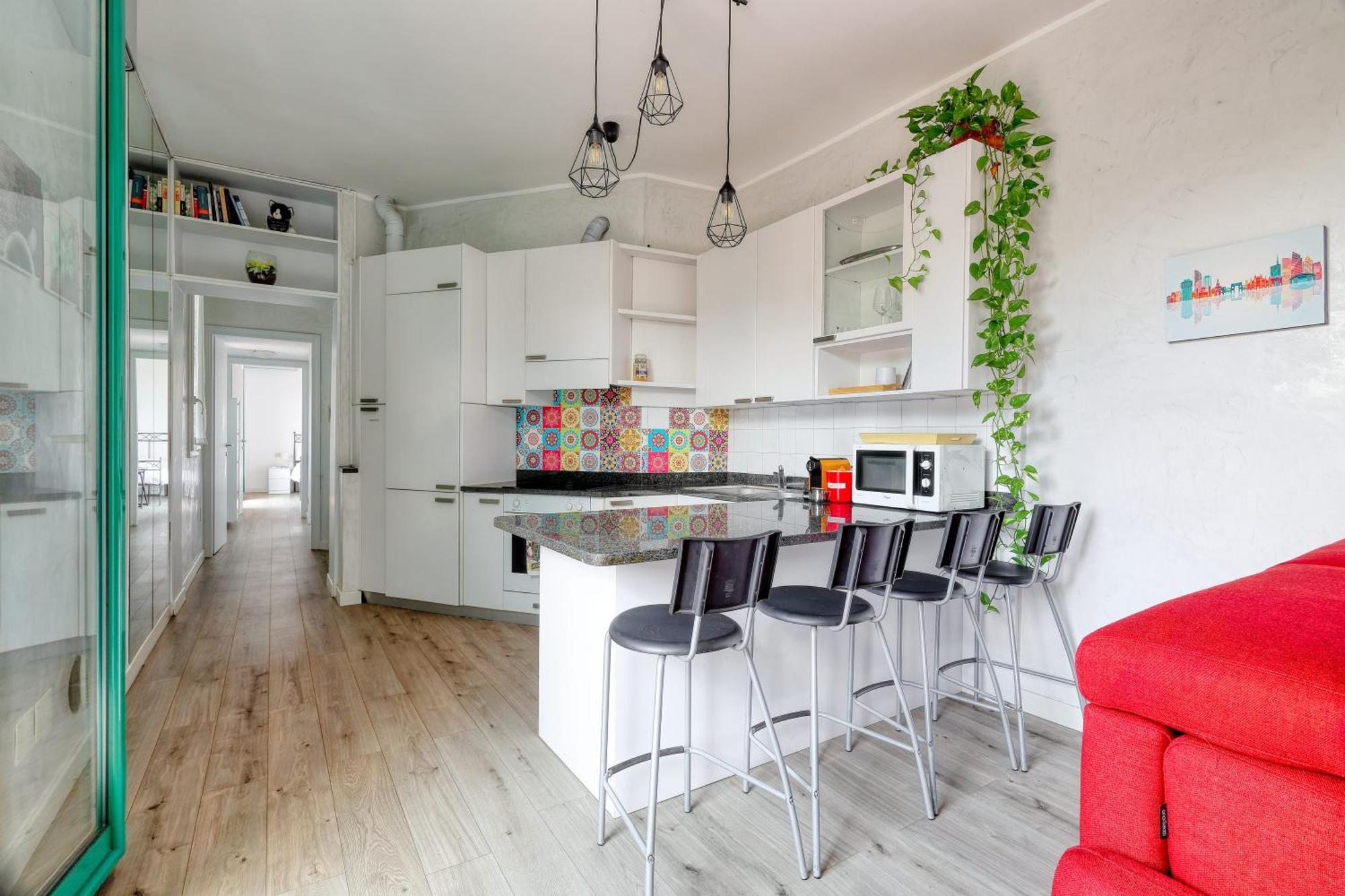 Rainbow House Via Dei Carafa Milano